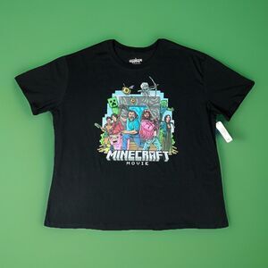 A Minecraft Movie Main Characters Group Shot Cartoon Style T-Shirt Womens XL NWT